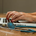 Calm clinical consultation room for minor skin procedure planning in Montreal