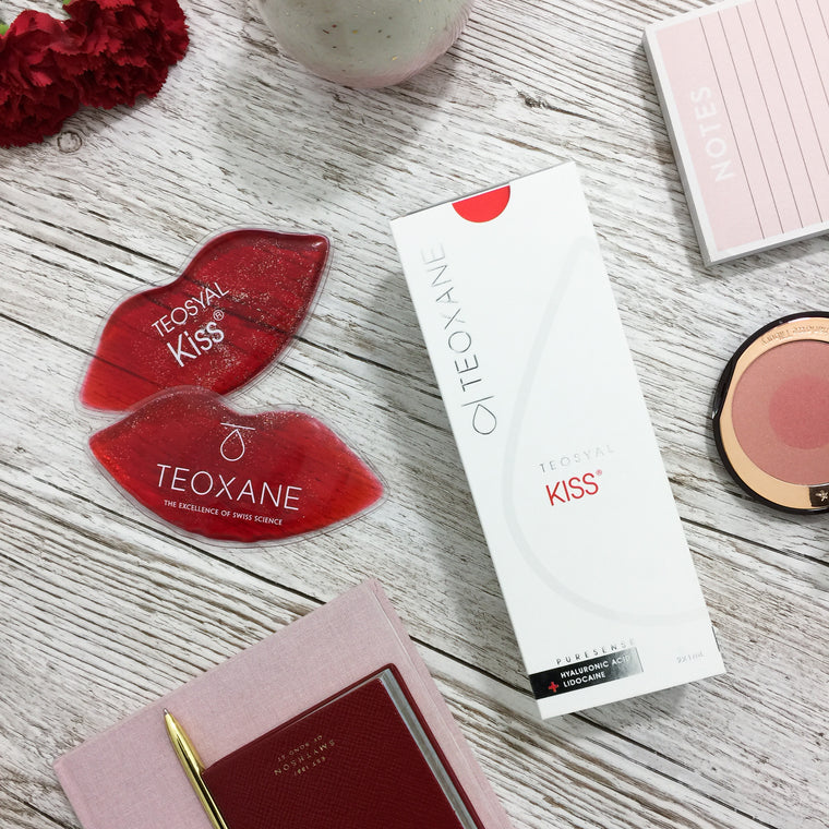 Teoxane kiss